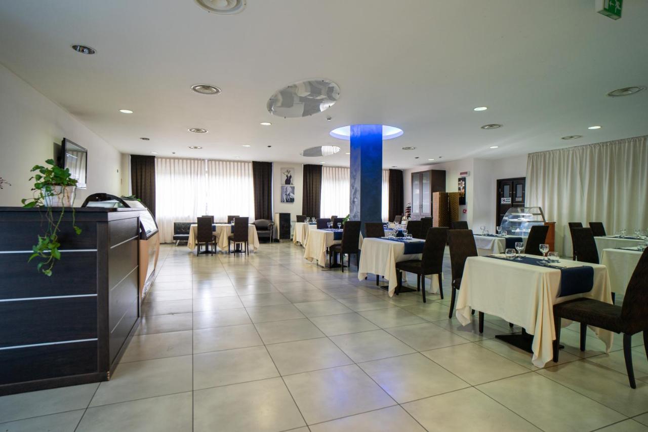Hotel Insteia Polla Exterior foto