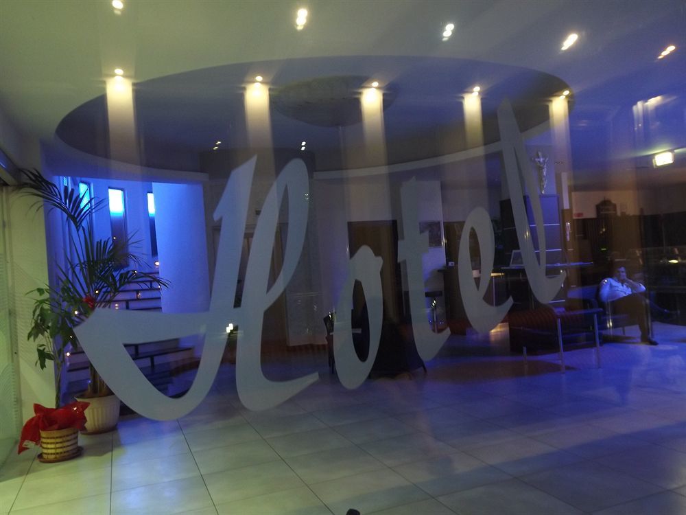 Hotel Insteia Polla Exterior foto