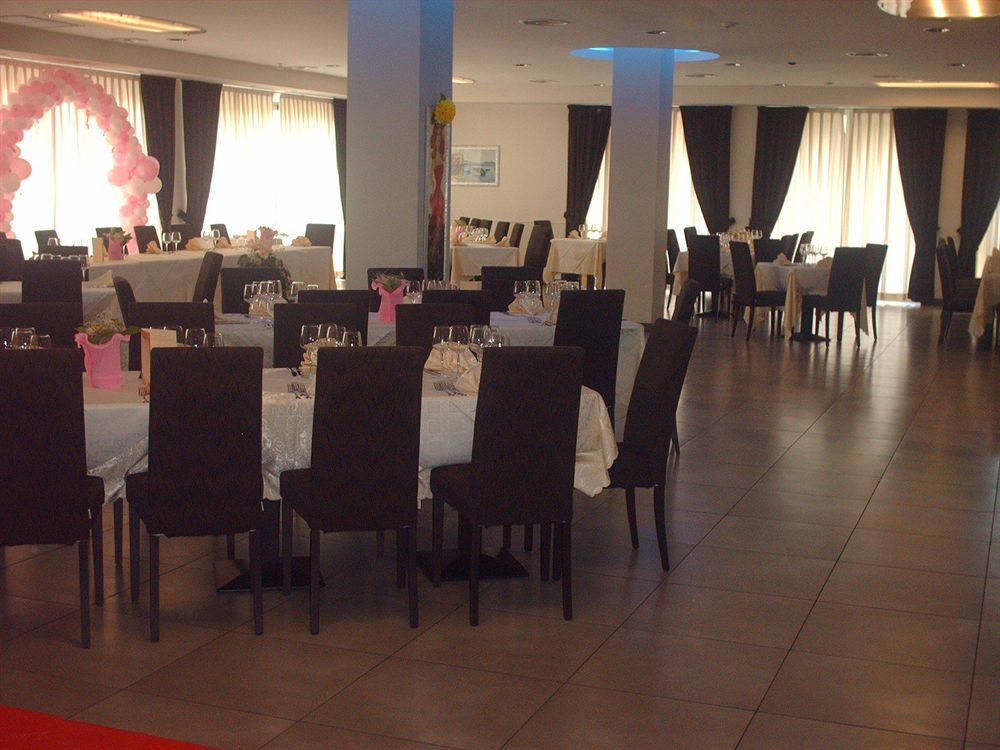 Hotel Insteia Polla Exterior foto